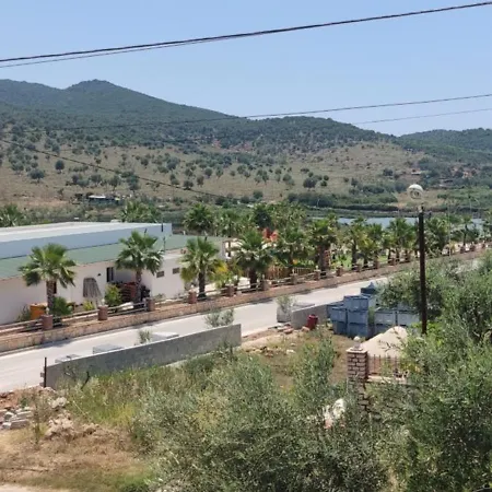 Artan Skenderaj شقة